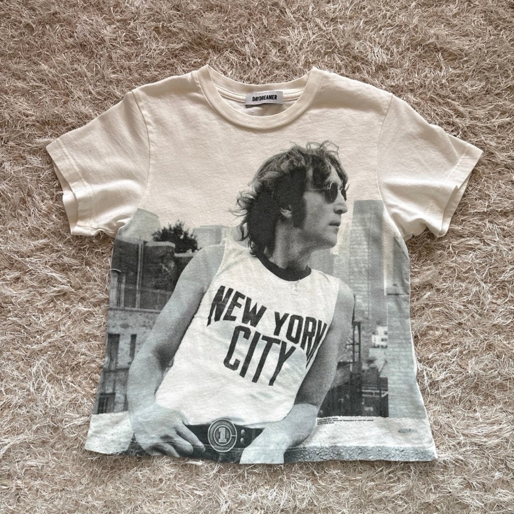 Daydreamer John Lennon Tee Medium